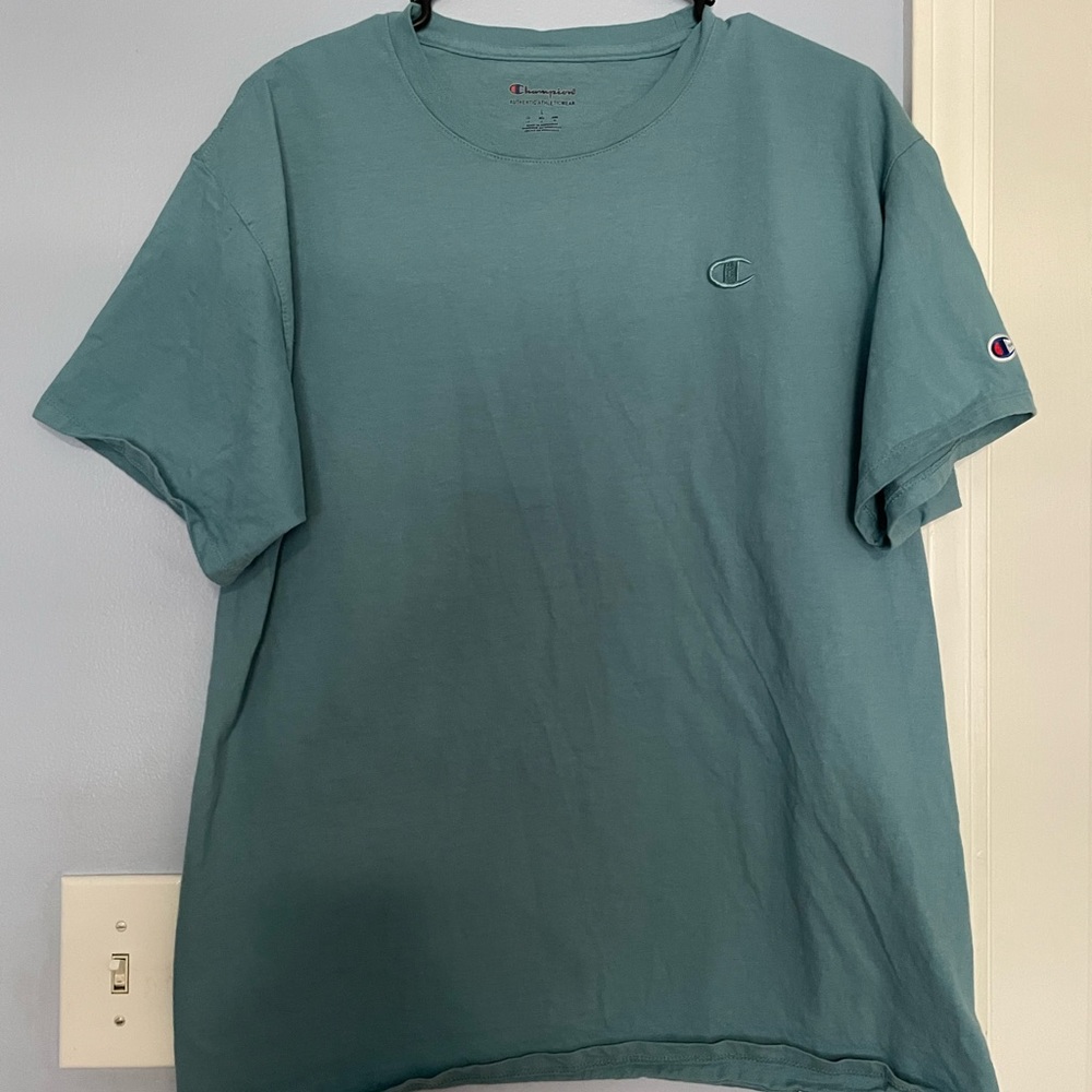 3 Never Worn Mens T-Shirts